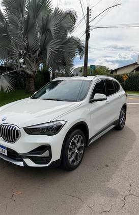 BMW X1 2.0 16V TURBO ACTIVEFLEX SDRIVE20I X-LINE 4P AUTOMÁTICO BMW X1 2.0 16V TURBO ACTIVEFLEX SDRIVE20I X-LINE 4P AUTOMÁTICO